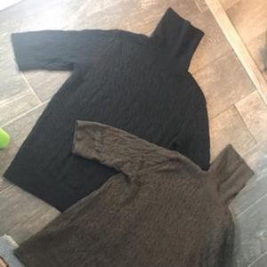 Lot of 2 Lands End Turtleneck Sweaters